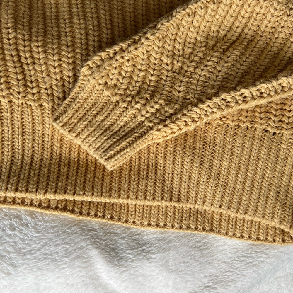 H&M Knit Sweater - Picture 4 of 4
